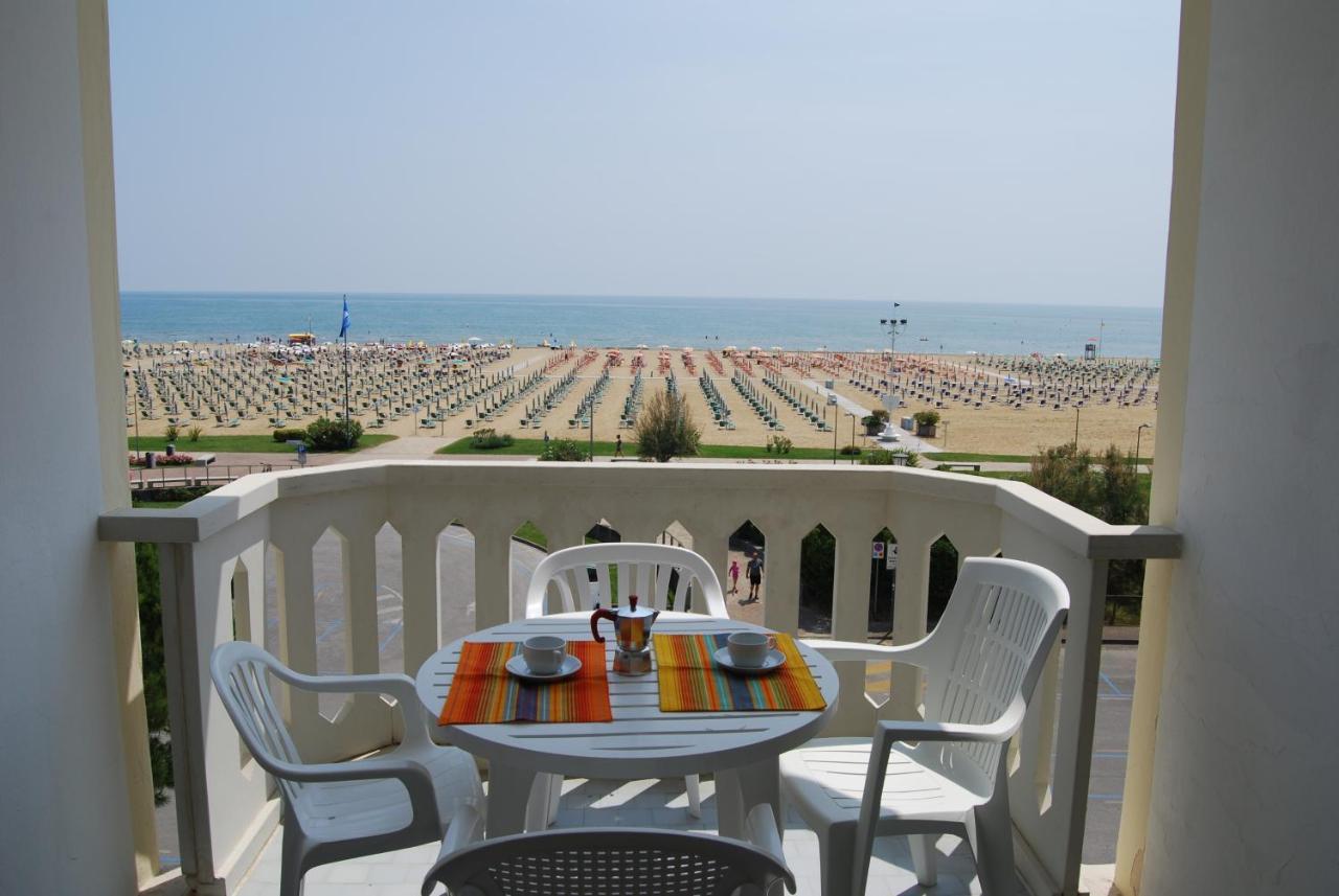 Adorable Seafront With Terrace - Beahost Apartment Bibione