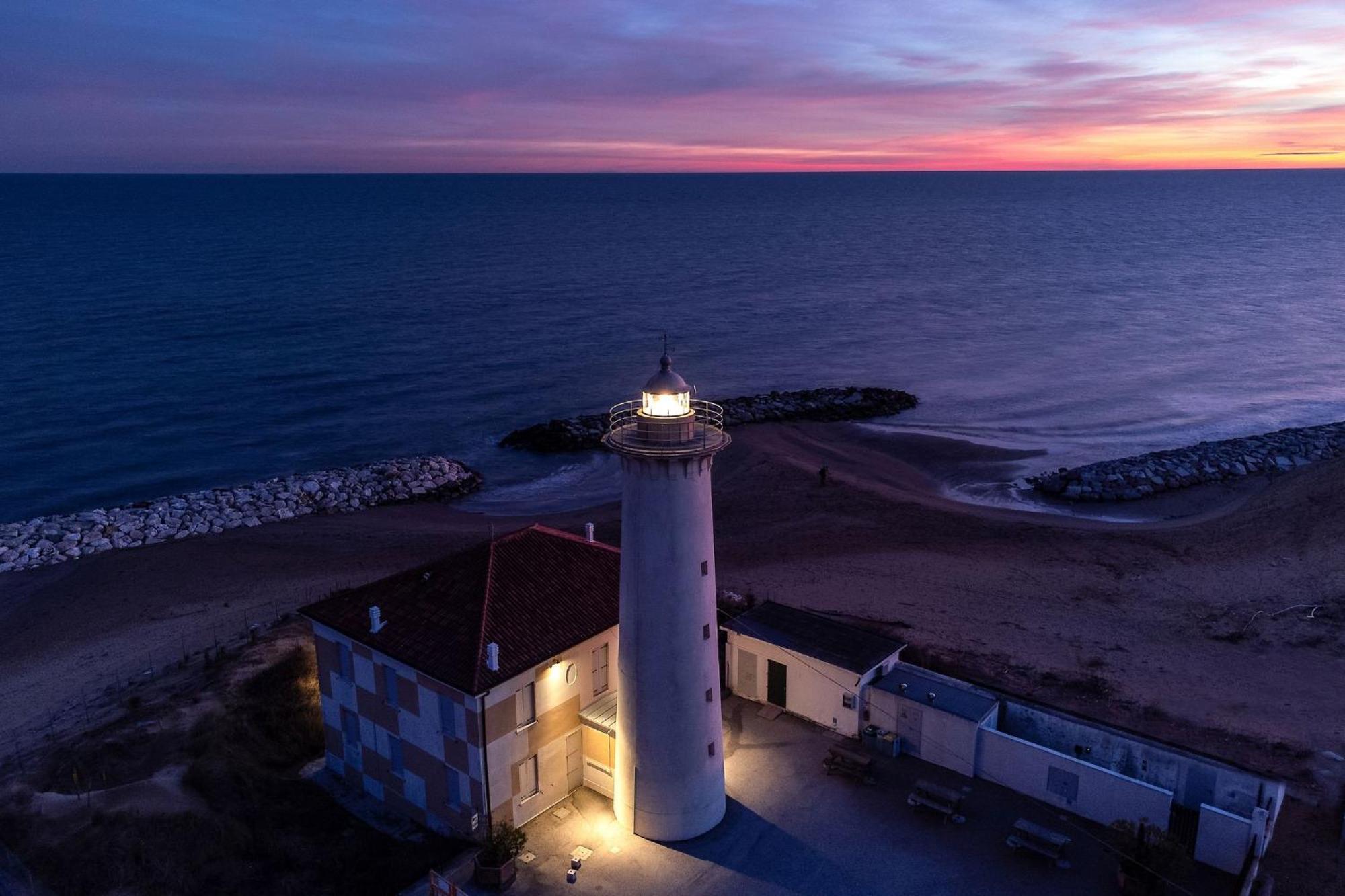 Adorable Seafront With Terrace - Beahost Bibione